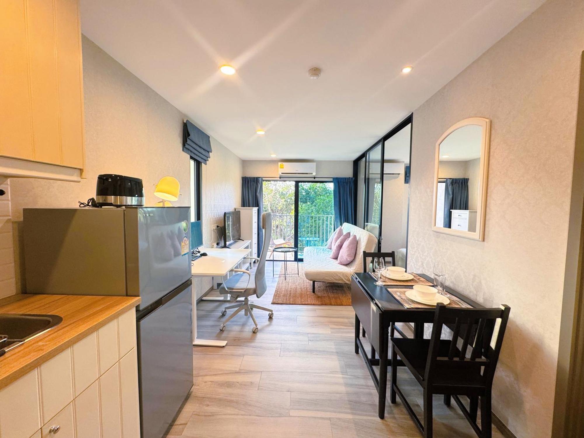 Digital Nomad Home Away With Pool & Gym Nai Yang Beach Esterno foto